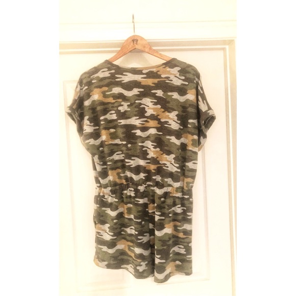MARONIE Camo Jumpsuit Romper Sz. Large BRAND NEW WITH TAGS! - Picture 5 of 6